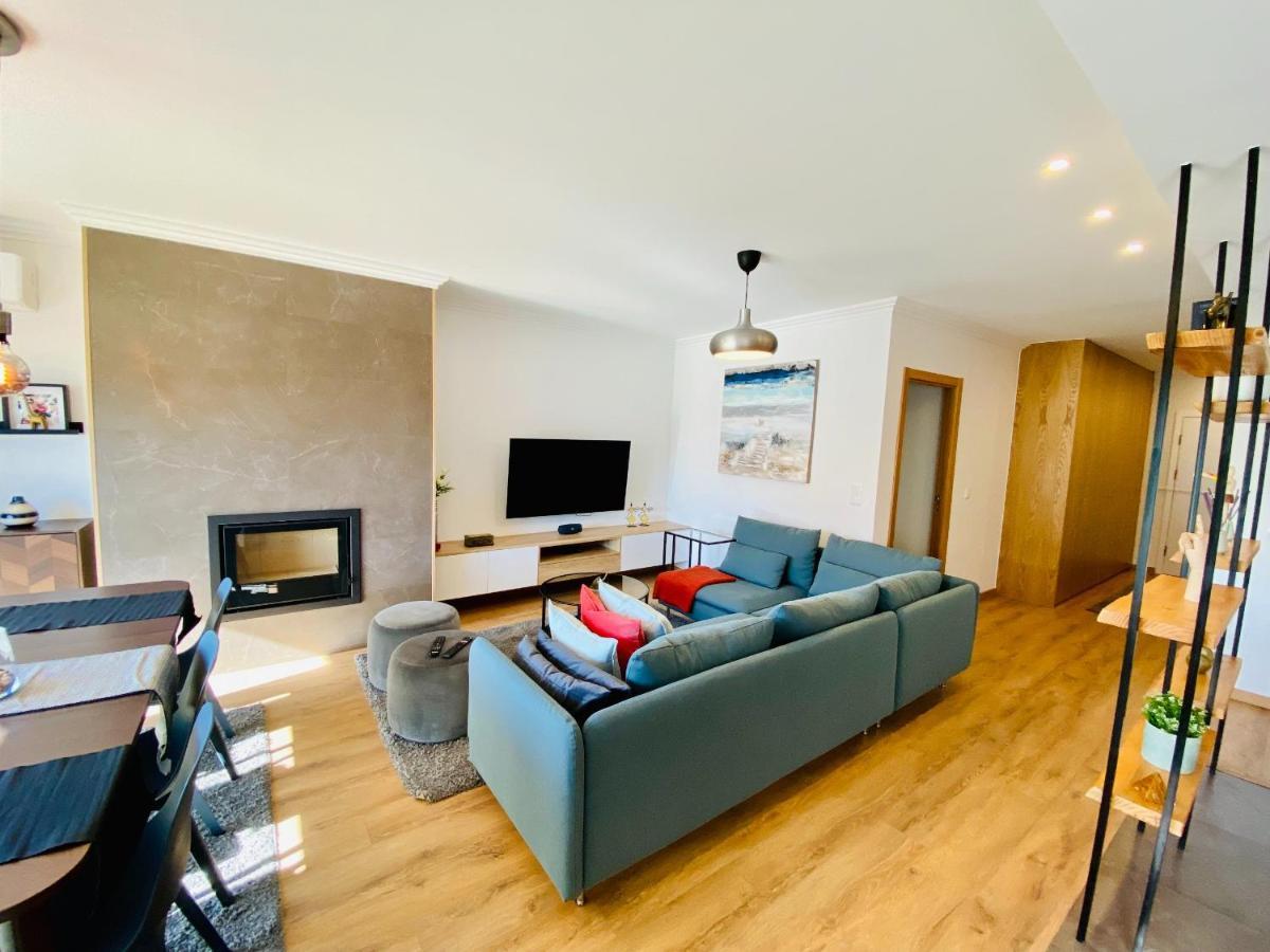 Lovely Apartment For Family And Group Of Friends Povoa de Santa Iria Exterior foto