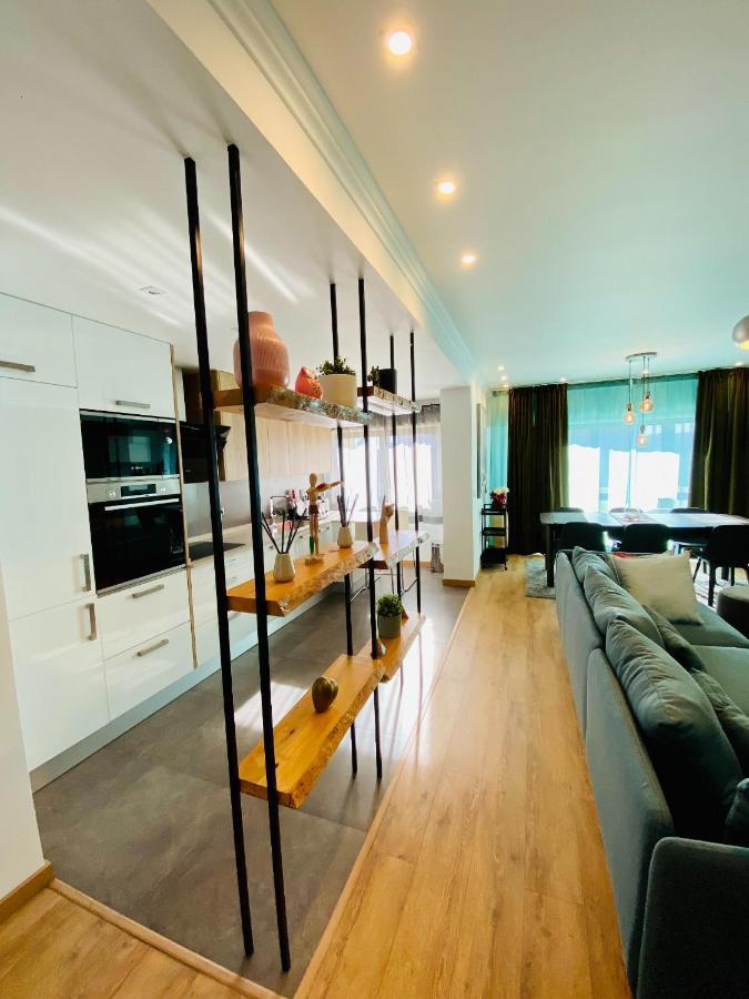 Lovely Apartment For Family And Group Of Friends Povoa de Santa Iria Exterior foto